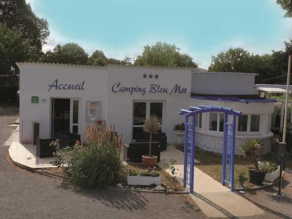 3 Etoiles - Piscine - Ccaihff Campsite